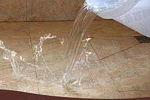 合浦漏水维修 免砸砖防水材料该如何施工